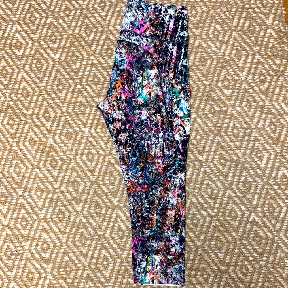 Rare splatter paint lululemon leggings. Sz 8